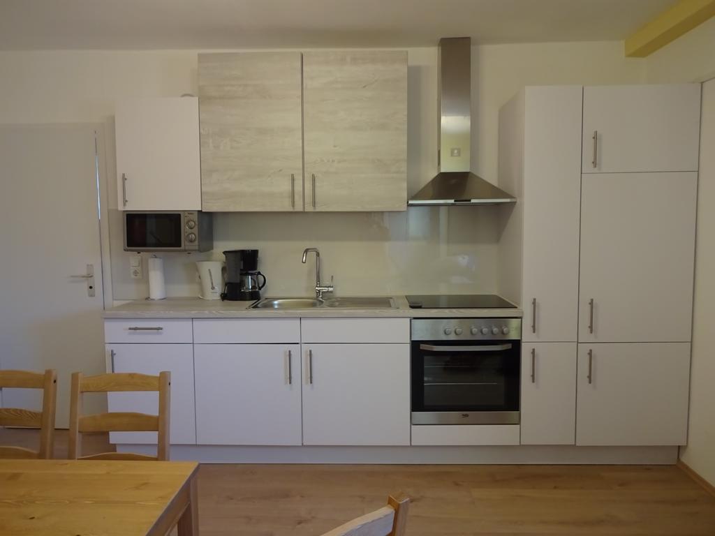 Ferienwohnung Surova Appartement Keulen